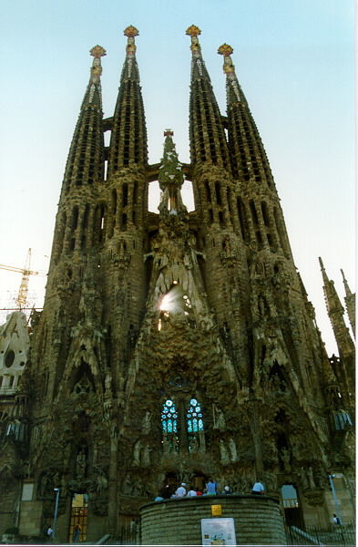 SAGRADA1.JPG (115119 byte)